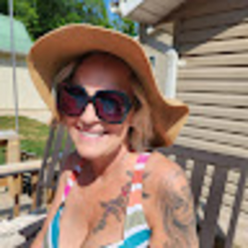 Meet your Posher, Sherry